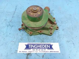 John Deere 3640 Renoveret Vandpumpe RE18676