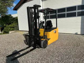 Eltruck med alt udstyr + vægt 