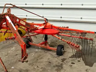 Fella - - - Reparationsobjekt