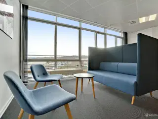353 m2. Vejles bedste lejemål til sundhed/klinik og kontor. Lyst og lækkert