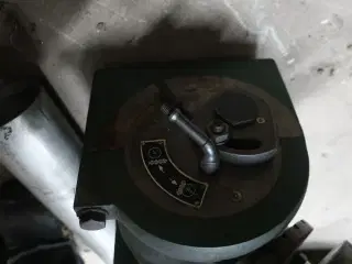 Maskineskruestik m.m.