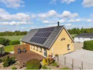 Fin villa lidt ude på landet.