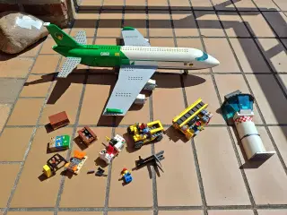 Lego City 60022 Fly med Diverse køretøjer Lufthavn