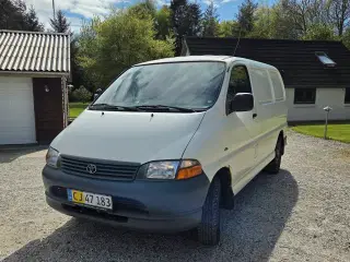 Toyota Hiace 2,5