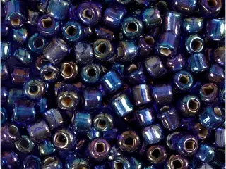 Rocaiperler, diam. 4 mm, str. 6/0, hulstr. 0,9-1,2 mm, blå olie, 25g/ 1 pk.