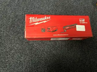 MiLWAUKEE Multicutter C12MT-0