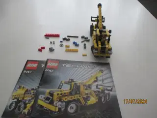 8067