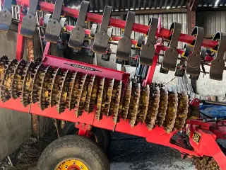 Väderstad Rexius 650 Crosskill med crossboard