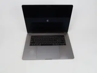 Apple Macbook Pro 15,4"
