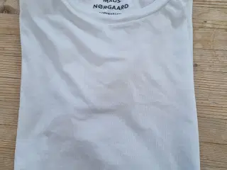 Mads Nørgaard T-shirts