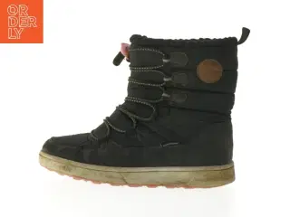 Vinterstøvler til børn fra H&M (str. 33 )