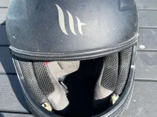 styrthjelm