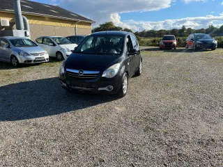 OPEL AGLIA ÅRG 08