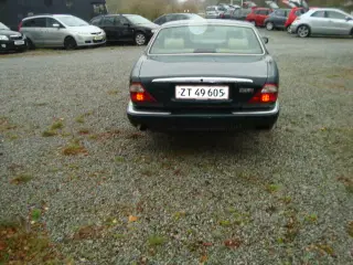 Jaguar XJ 8 V8 velkørende 