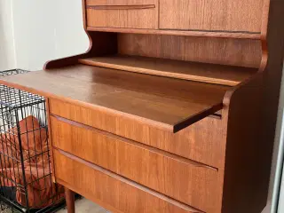 Teak chatol 