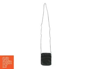 Crossbody taske