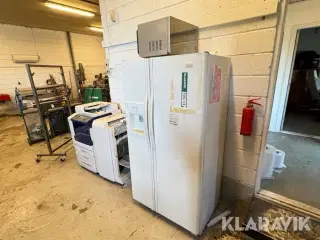 Køle/ frys skab og mikroovn Admiral / caso