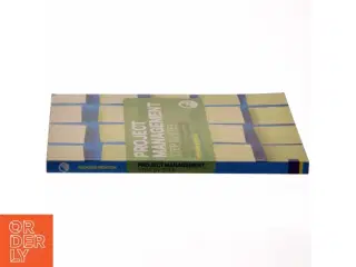 Project management step by step : how to plan and manage a highly successful project (Bog)