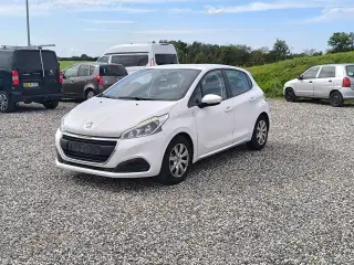 Peugeot 208 1,6 BlueHDi 100 Allure