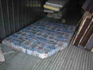   Adria Fransk Seng Madras