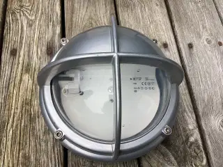 Original ubrugt LK skotlampe model 81GUS