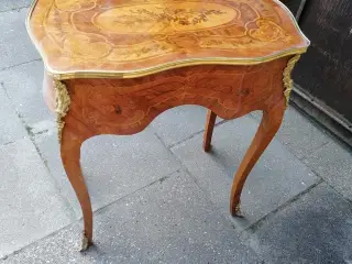 Vægbord