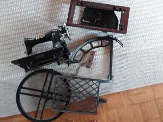 Gammel Pfaff symaskine 