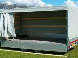 Høj presenning m. gardinsider til Eduard 4018 trailer