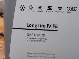 6.litter long Life olie Carstrol 0-20