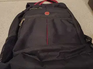 Wenger rygsæk m mange rum og lommer