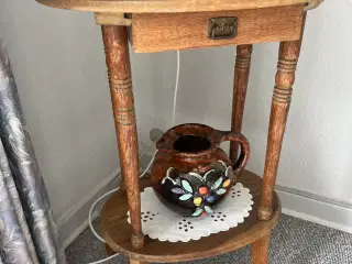 Gammelt sybord