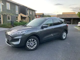 Ford Kuga 2,5 PHEV Titanium X CVT