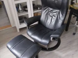 stressless wing læder lænestol.  NYPRIS 25.998 