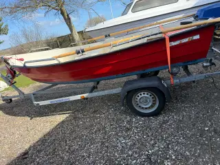 Crescent 400 - stabil jolle 