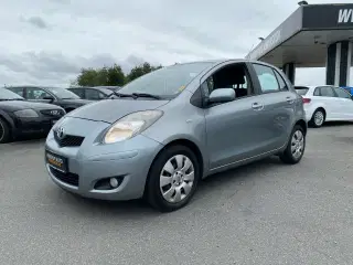 Toyota Yaris 1,3 VVT-I T3 100HK 5d 6g