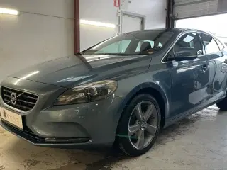 Volvo V40 CC 1,6 D2 115 Summum