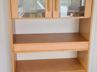 Denka vitrine skab