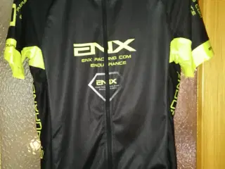 ENDURANCE CYKEL TRØJE, BRUGT 1 GANG, STR S