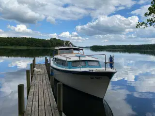 Luna 26 familiebåd