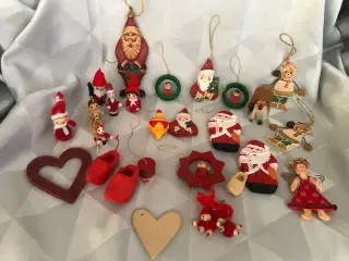 Blandede julepynt i træ