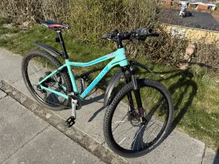 Velholdt og velkørende pigecykel MTB 27,5"