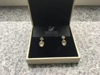Swarovski ørestikker