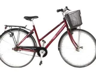En god velholdt Winther pige/damecykel med 7 gear.