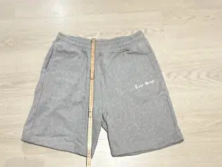 Lost boys shorts str L