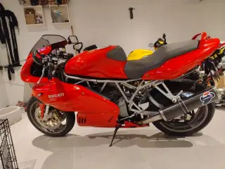 Ducati 800ss