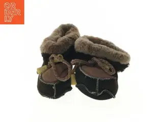 Baby uldfutter (str. sål:11 cm)