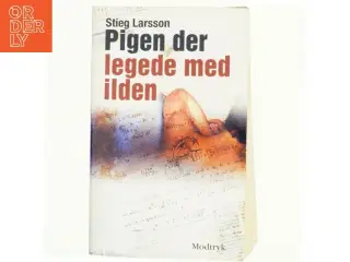 Pigen Der Legede Med Ilden (Millennium, 2. Bind) af Stieg Larsson (Bog)
