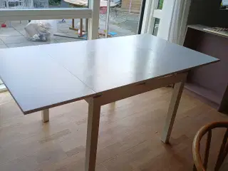 Spisebord 