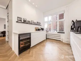 Kontorlejemål i tidligere galleri