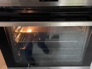   electrolux indbygnings ovn